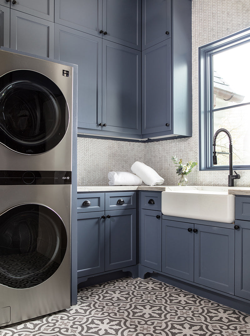 Gallant Night | SFDB-0127