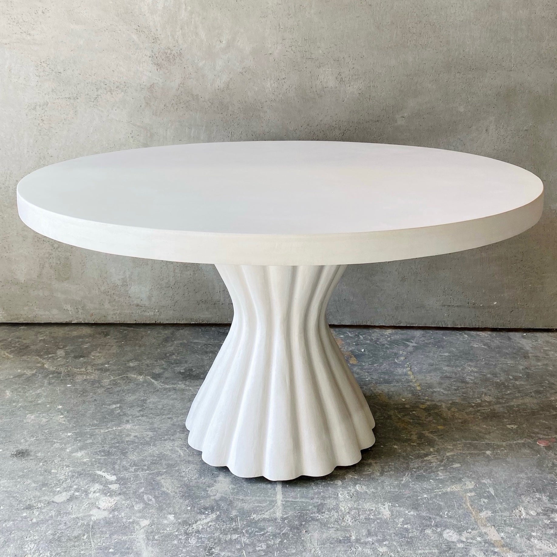 The Corset Scalloped Round Table