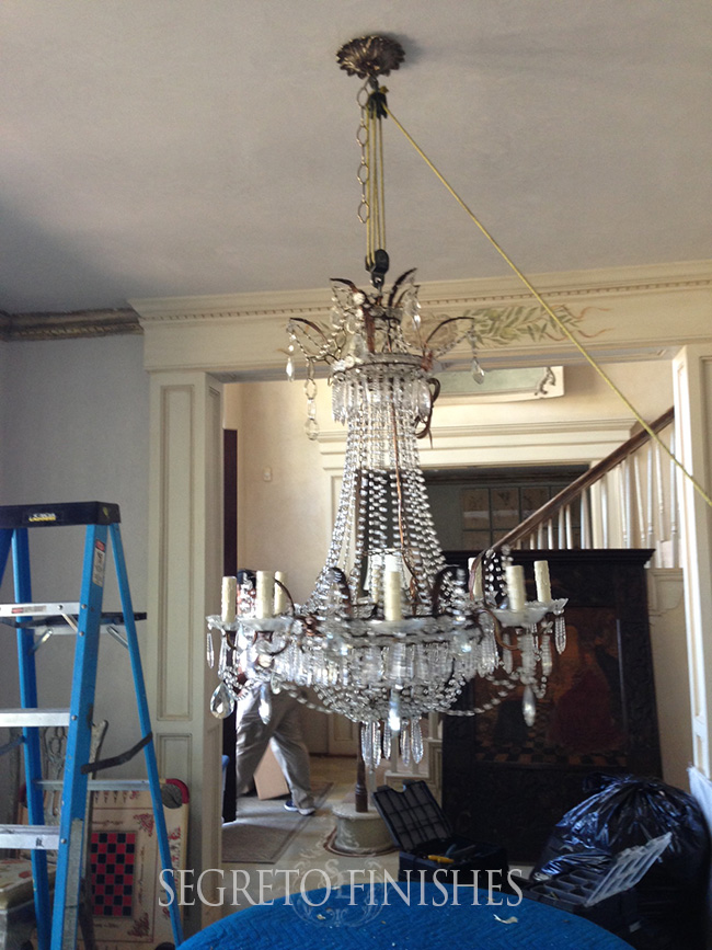 Chandelier in My Dining Room Makeover - Leslie Sinclair Segreto Finishes