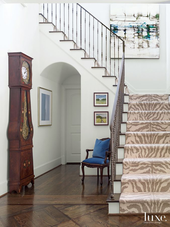 A Transitional Home - Entry Hall