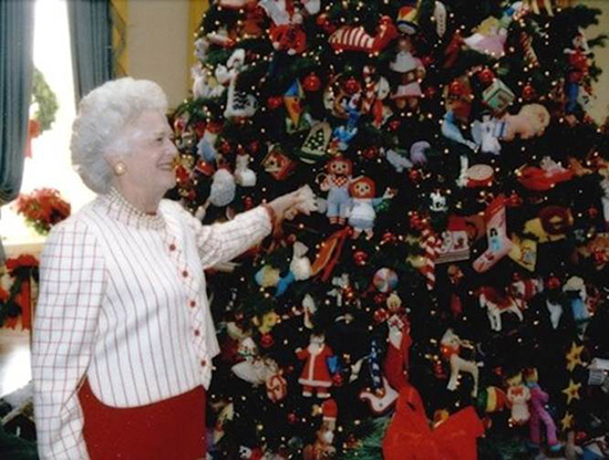 Segreto Secrets - Sentimental Christmas Groupings - Barbara Bush Needlepoint Tree